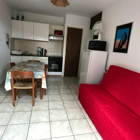 Apartamento Location Vacances: 3 Pieces, 6 Couchages, A 200m, Port - Fr-1-81-83 Leucate