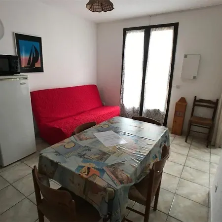 Location Vacances: 3 Pieces, 6 Couchages, A 200m, Port - Fr-1-81-83 * Leucate