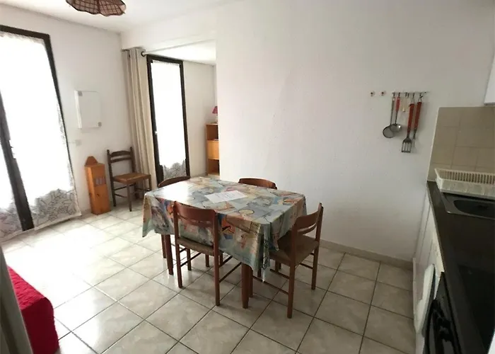 公寓 Location Vacances: 3 Pieces, 6 Couchages, A 200m, Port - Fr-1-81-83
