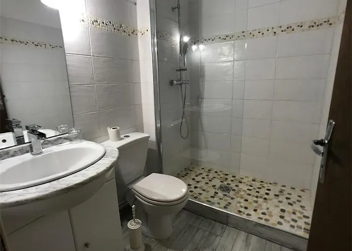 公寓 Location Vacances: 3 Pieces, 6 Couchages, A 200m, Port - Fr-1-81-83 *